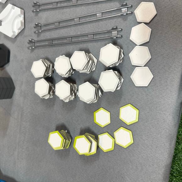 Gravitrax Marble Run  Track System Starter Set Ravensburger Almost Complete - Picture 13 of 15